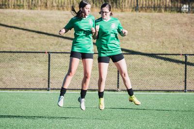 Running - Shoulder Contact