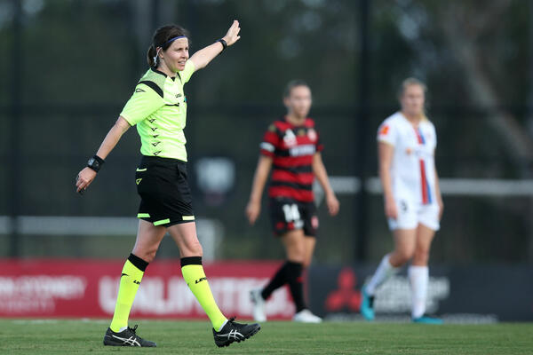 Casey Reibelt referees during the round three A-League Womens match between Western Sydney Wanderers and Newcastle Jets at Blacktown International Sportspark, on December 17, 2021, in Sydney, Australia. (Photo by Jason McCawley/Getty Images)