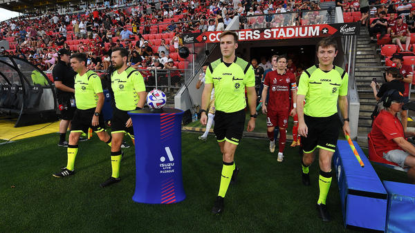 Referee