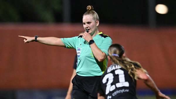 Referee