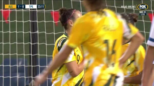 GOAL: Foord - Striker scores an early brace