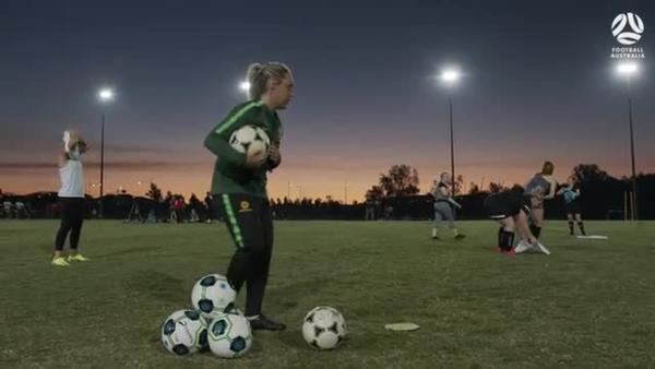 Leah Blayney lends a hand at Oran Park Rovers