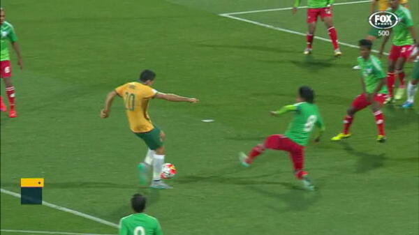 Socceroos to play 'our way'