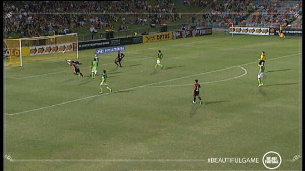 Leckie's solo stunner