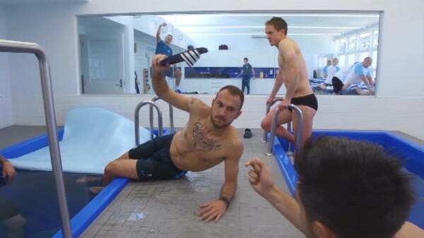 City tackle mannequin challenge