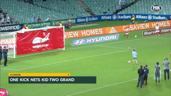 Youngster lights up Sydney crowd
