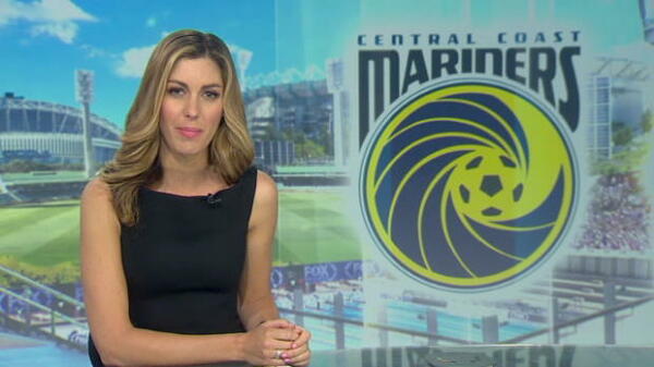 Moss extends Mariners stay