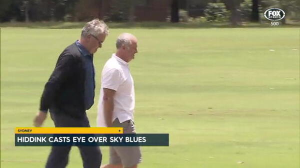 Hiddink drops in at Sydney FC training