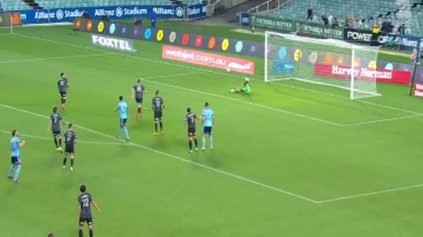 Sydney FC v Brisbane Roar highlights
