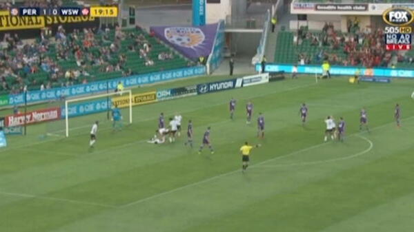 Wanderers' amazing corner routine