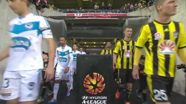 Wellington Phoenix v Melbourne Victory match highlights