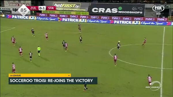 Socceroo Troisi re-signs with Victory