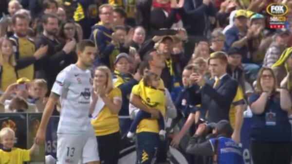 Mariners v Wanderers highlights