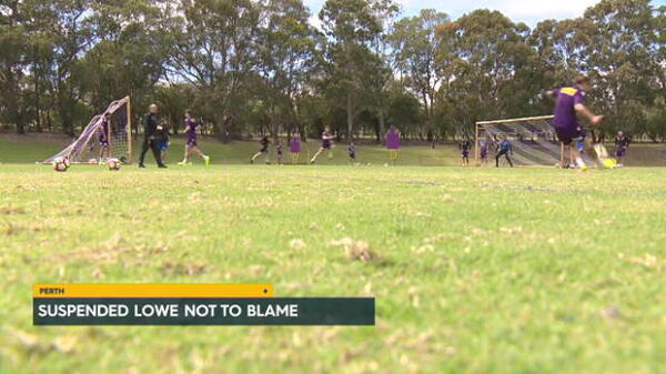 Lowe urges players to take responsibility 