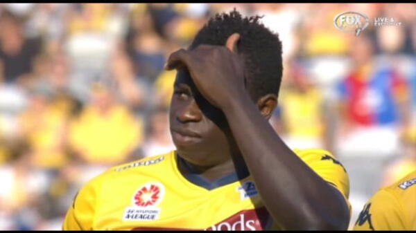Mariners strike late to claim F3 derby